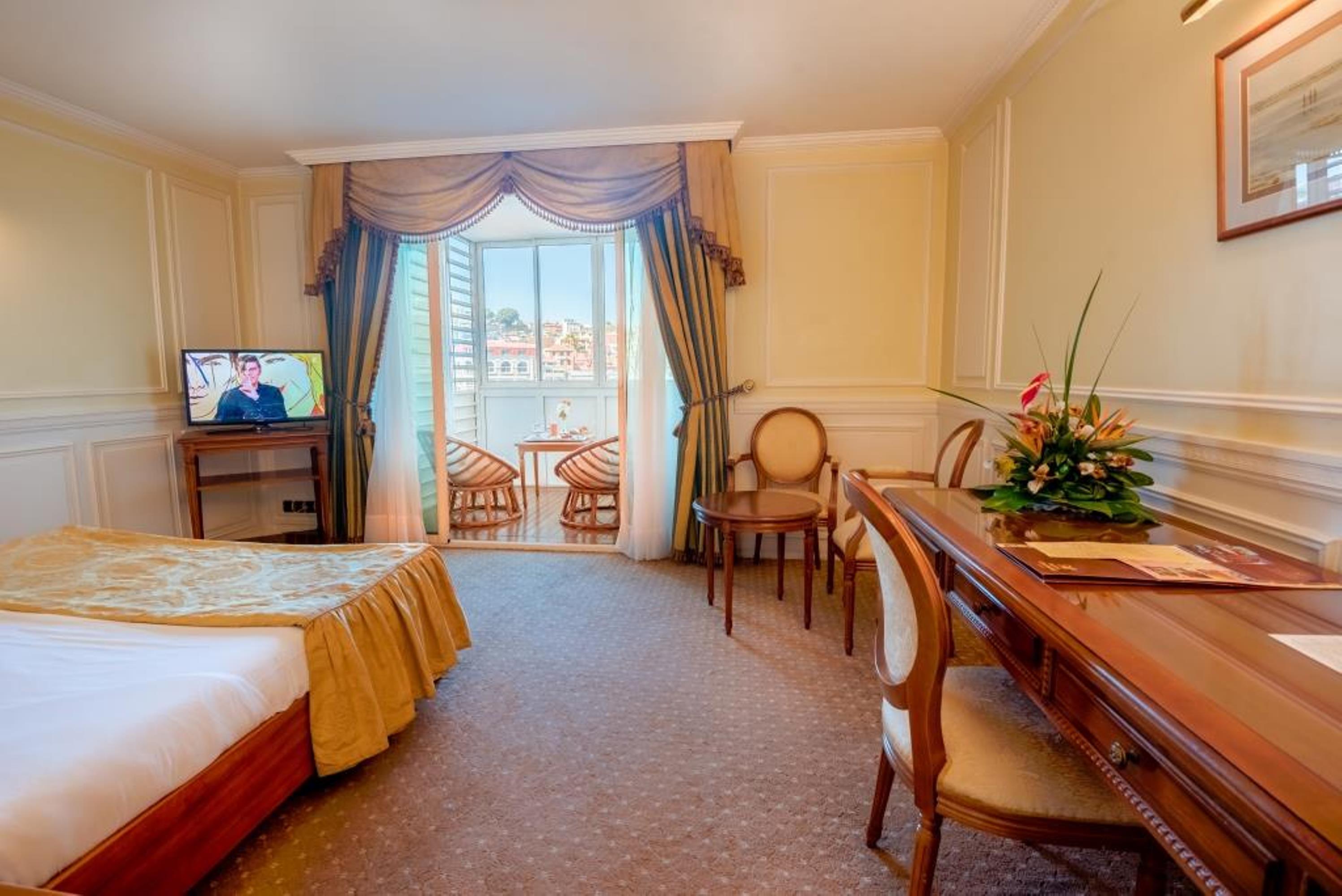Hotel Colbert - Spa & Casino Antananarivo Exterior photo